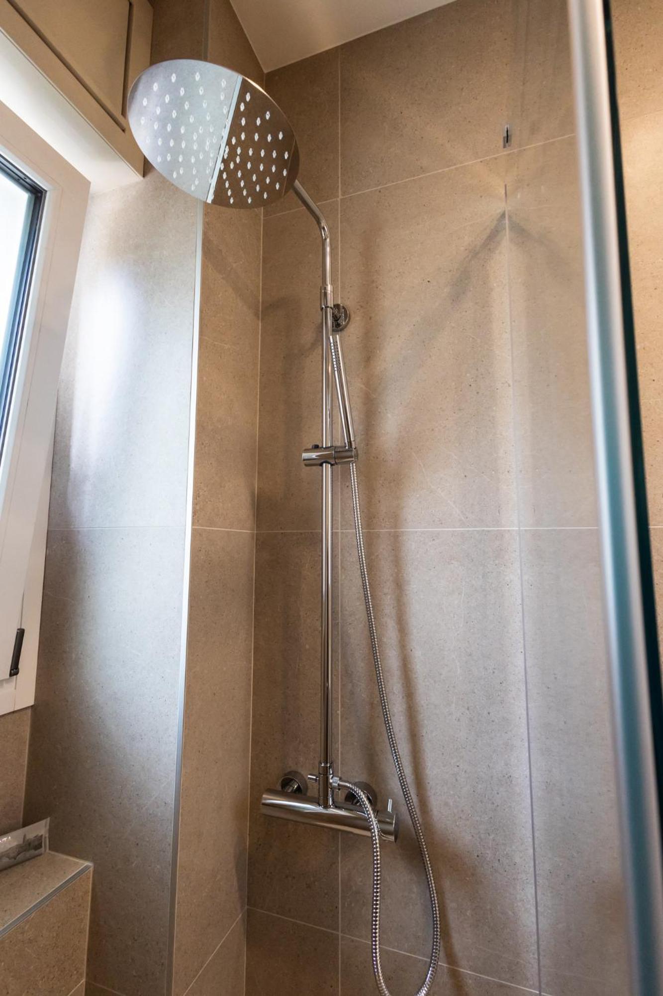 מטרה Lenuccia Home מראה חיצוני תמונה