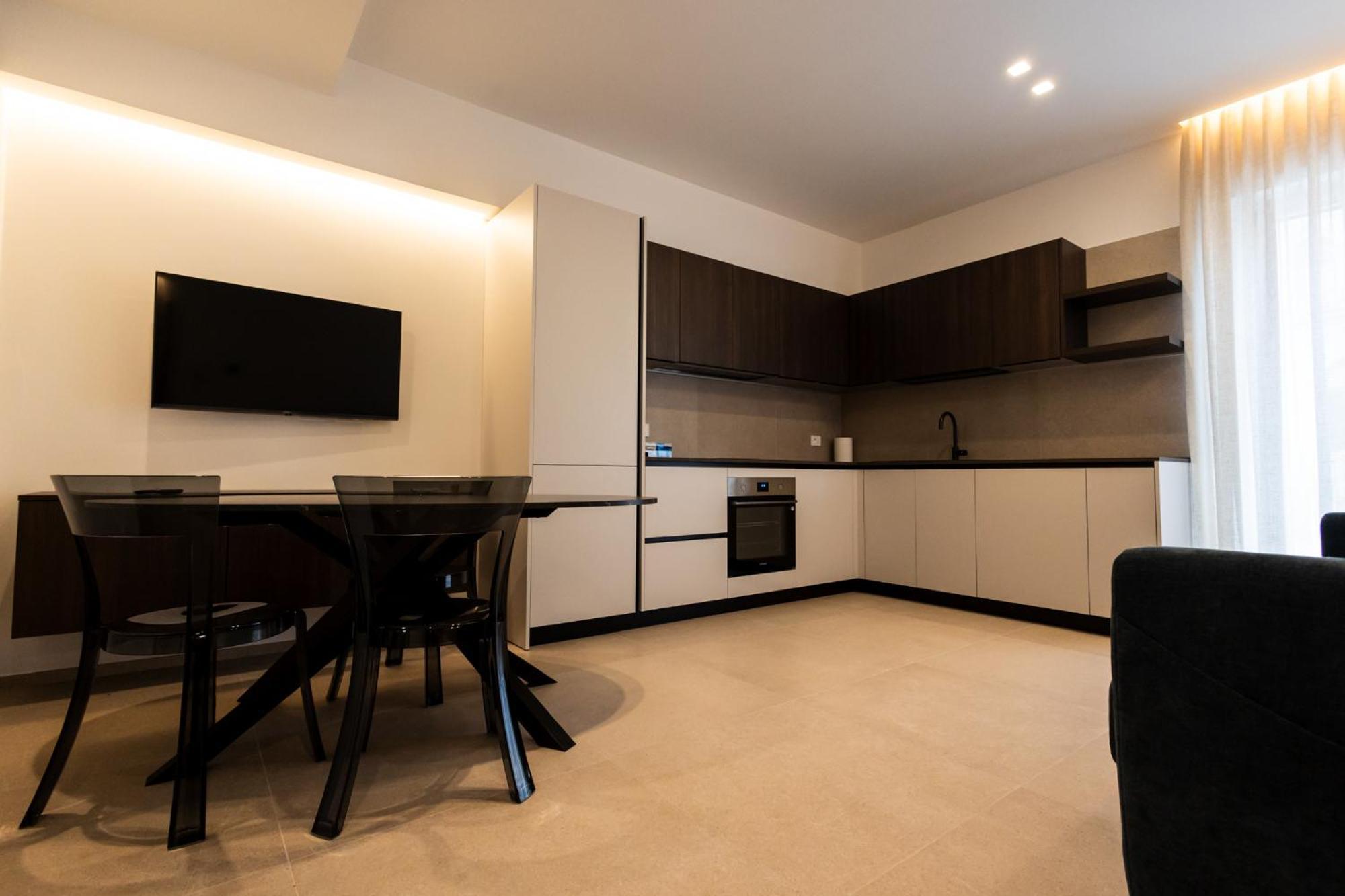 מטרה Lenuccia Home מראה חיצוני תמונה